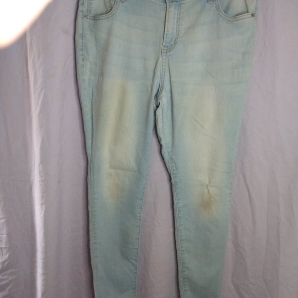 OLD NAVY MIDRISE SUPER SKINNY LIGHT BLUE JEANS - Picture 5 of 5